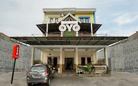 Kartika Syariah Homestay by Stayku